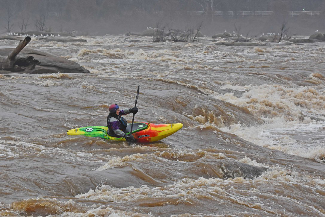katie winter paddling